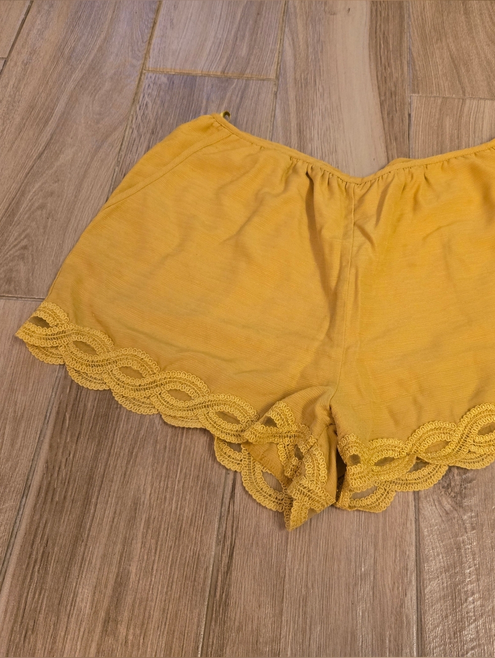 Yellow Lace Trim Nectar Shorts, M